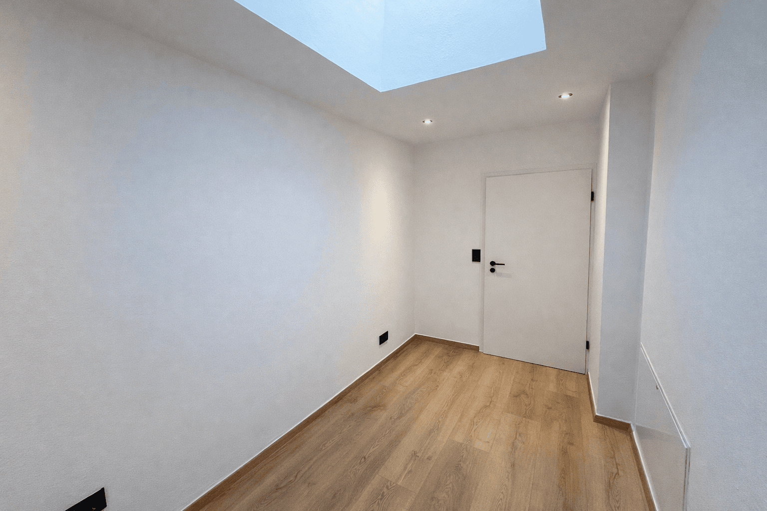 Prenájom domu 132 m², pozemek 219 m², Neu-Ulm, Bavorsko Prenájom domu 132 m², pozemek 219 m², Neu-Ulm, Bavorsko