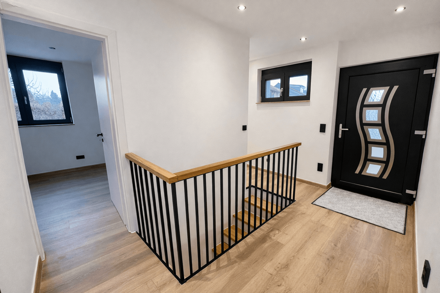 Prenájom domu 132 m², pozemek 219 m², Neu-Ulm, Bavorsko Prenájom domu 132 m², pozemek 219 m², Neu-Ulm, Bavorsko