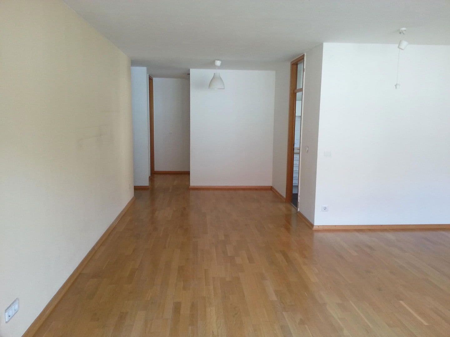 Prenájom bytu 3-izbový 92 m², Nürnberg, Bavorsko Prenájom bytu 3-izbový 92 m², Nürnberg, Bavorsko
