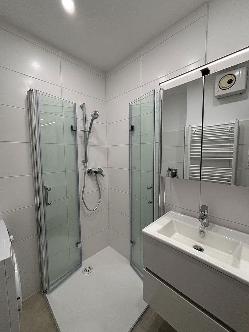 Prenájom bytu 3-izbový 58 m², Bahnhofstraße 13, Enns, Horné Rakúsko Prenájom bytu 3-izbový 58 m², Bahnhofstraße 13, Enns, Horné Rakúsko