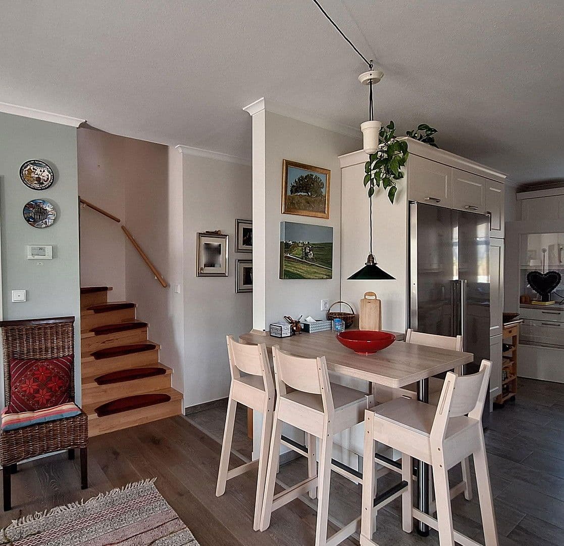 Predaj domu 181 m², pozemek 300 m², Bremen, Brémy Predaj domu 181 m², pozemek 300 m², Bremen, Brémy