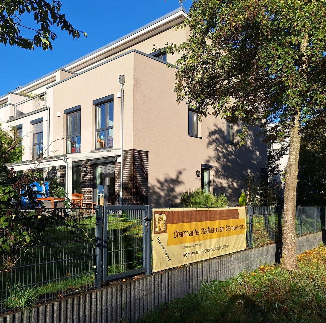 Predaj domu 181 m², pozemek 300 m², Bremen, Brémy Predaj domu 181 m², pozemek 300 m², Bremen, Brémy