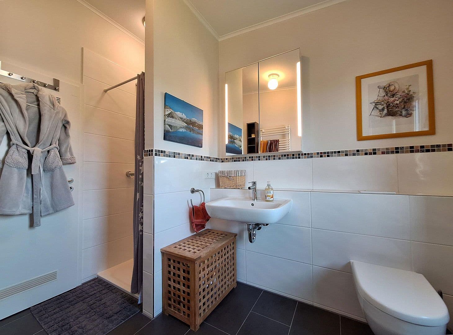 Predaj domu 181 m², pozemek 300 m², Bremen, Brémy Predaj domu 181 m², pozemek 300 m², Bremen, Brémy