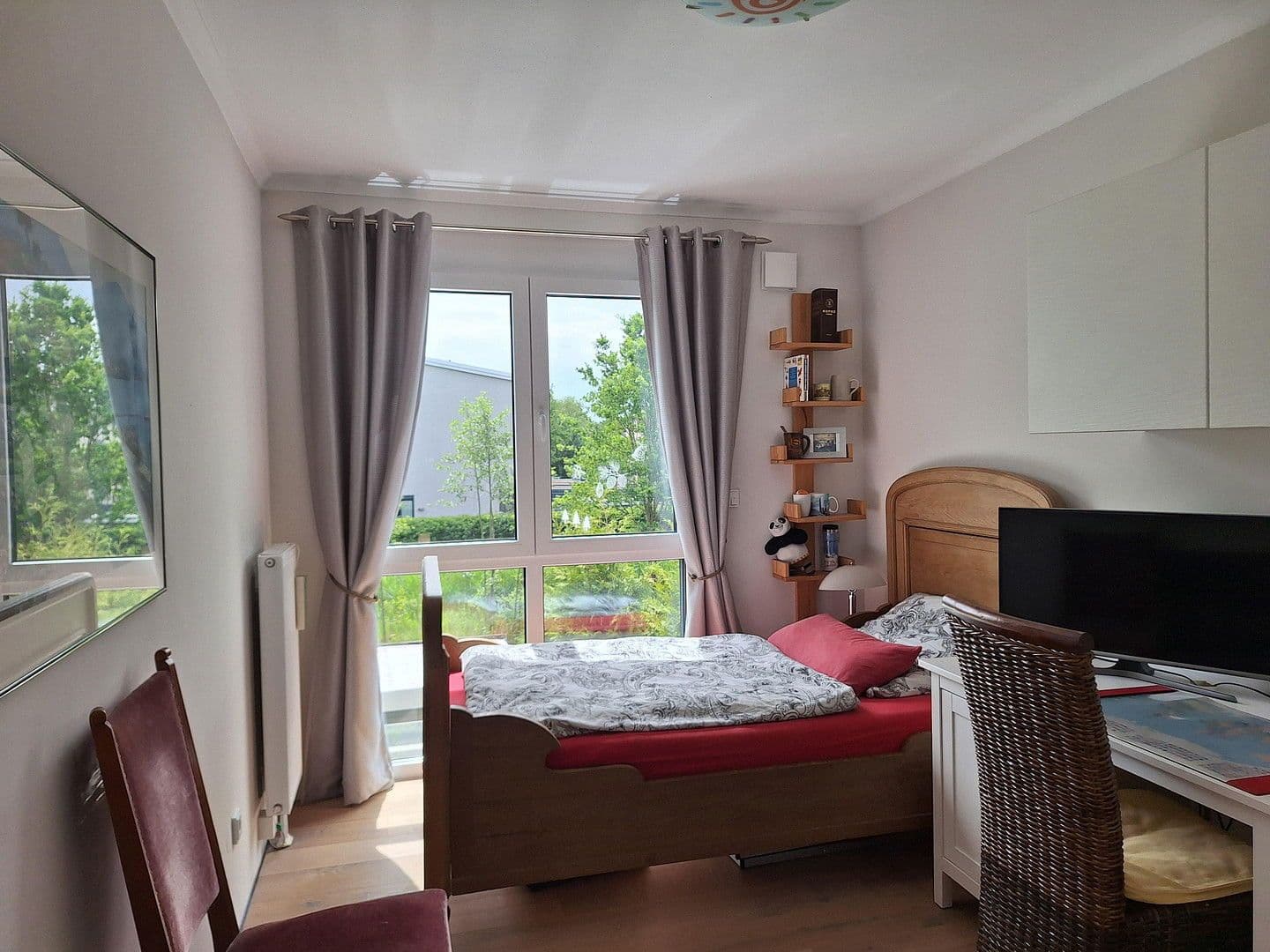 Predaj domu 181 m², pozemek 300 m², Bremen, Brémy Predaj domu 181 m², pozemek 300 m², Bremen, Brémy