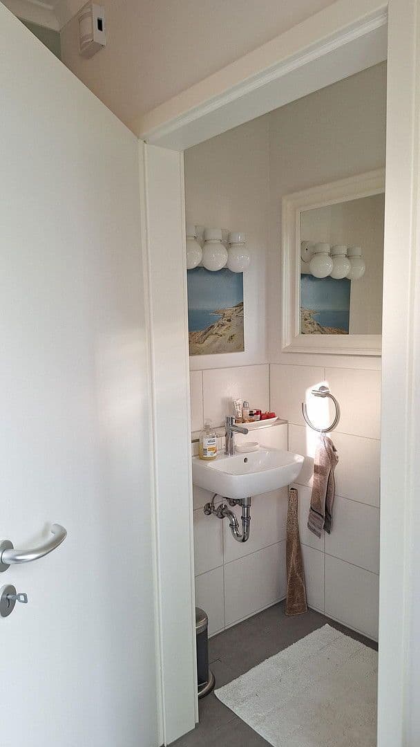 Predaj domu 181 m², pozemek 300 m², Bremen, Brémy Predaj domu 181 m², pozemek 300 m², Bremen, Brémy