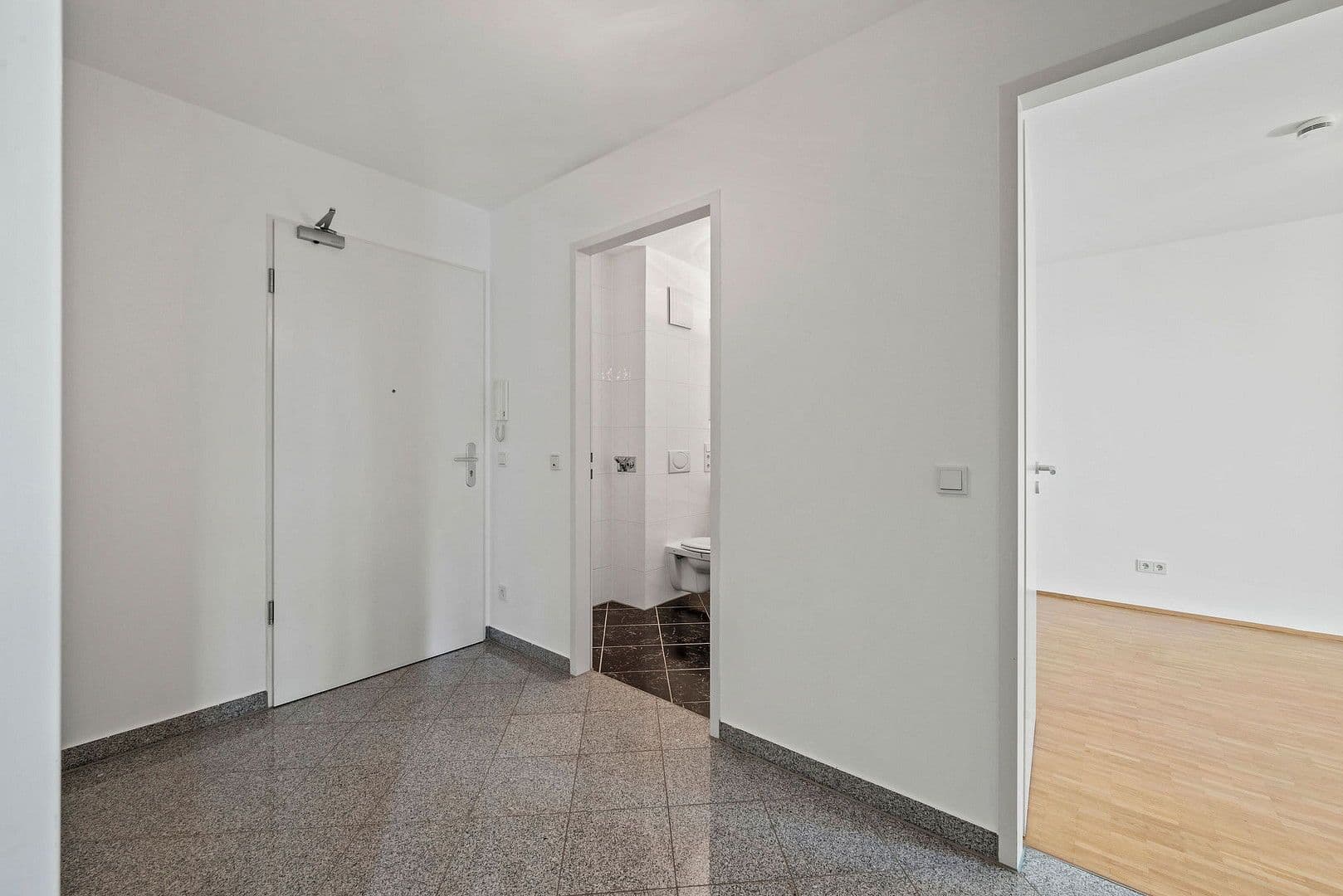 Predaj bytu 2-izbový 54 m², München, Bavorsko Predaj bytu 2-izbový 54 m², München, Bavorsko