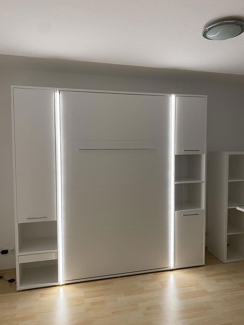 Prenájom bytu 1-izbový 28 m², Seilerstraße 12, Frankfurt am Main, Hesensko Prenájom bytu 1-izbový 28 m², Seilerstraße 12, Frankfurt am Main, Hesensko