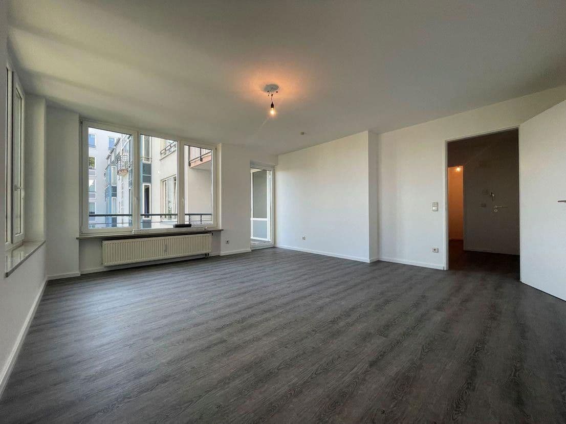 Predaj bytu 2-izbový 60 m², Boschetsrieder Str. 63, München, Bavorsko Predaj bytu 2-izbový 60 m², Boschetsrieder Str. 63, München, Bavorsko