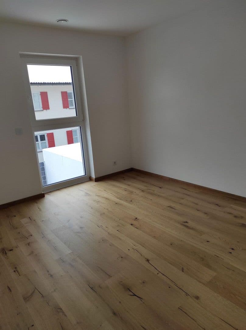 Prenájom domu 130 m², pozemek 200 m², Asamstr. 44a, Ingolstadt, Bavorsko Prenájom domu 130 m², pozemek 200 m², Asamstr. 44a, Ingolstadt, Bavorsko