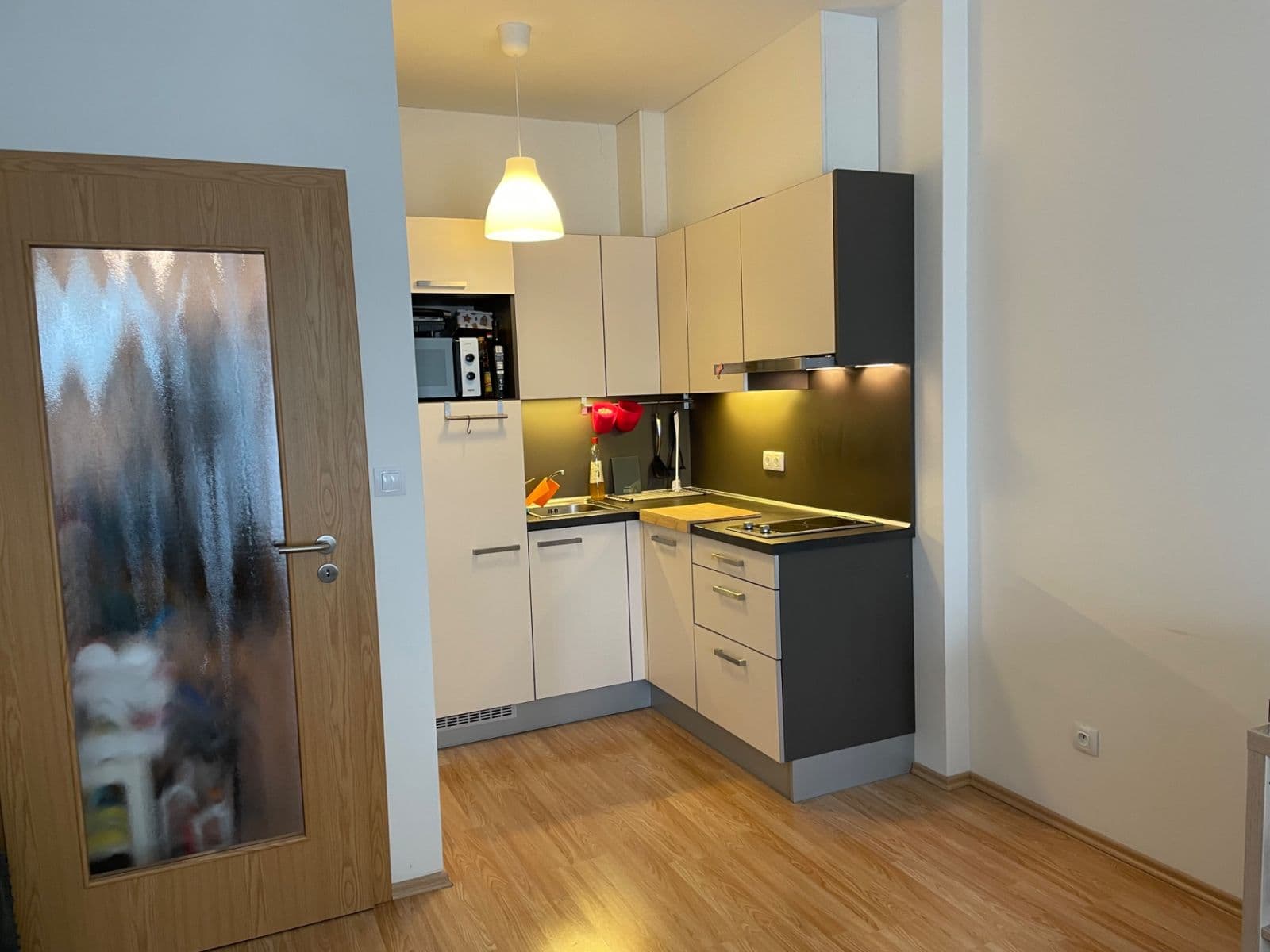 Prenájom bytu 1-izbový 37 m², Práčská, Praha, Praha Prenájom bytu 1-izbový 37 m², Práčská, Praha, Praha