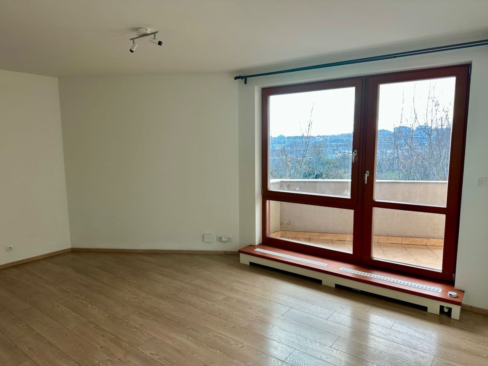 Predaj bytu 1-izbový 33 m², Nad Rokoskou, Praha, Praha Predaj bytu 1-izbový 33 m², Nad Rokoskou, Praha, Praha