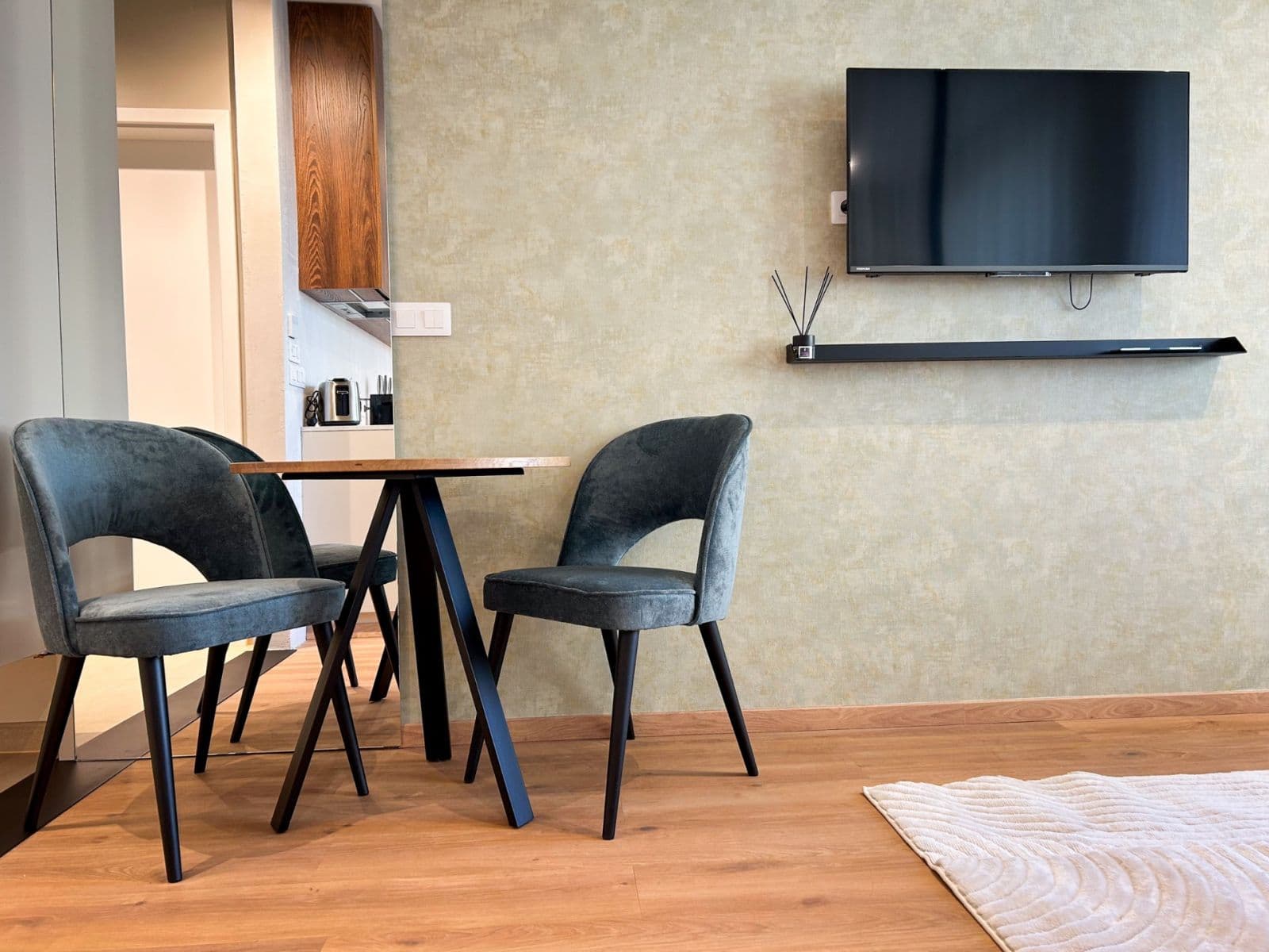 Prenájom bytu 1-izbový 32 m², Olgy Havlové, Praha, Praha Prenájom bytu 1-izbový 32 m², Olgy Havlové, Praha, Praha