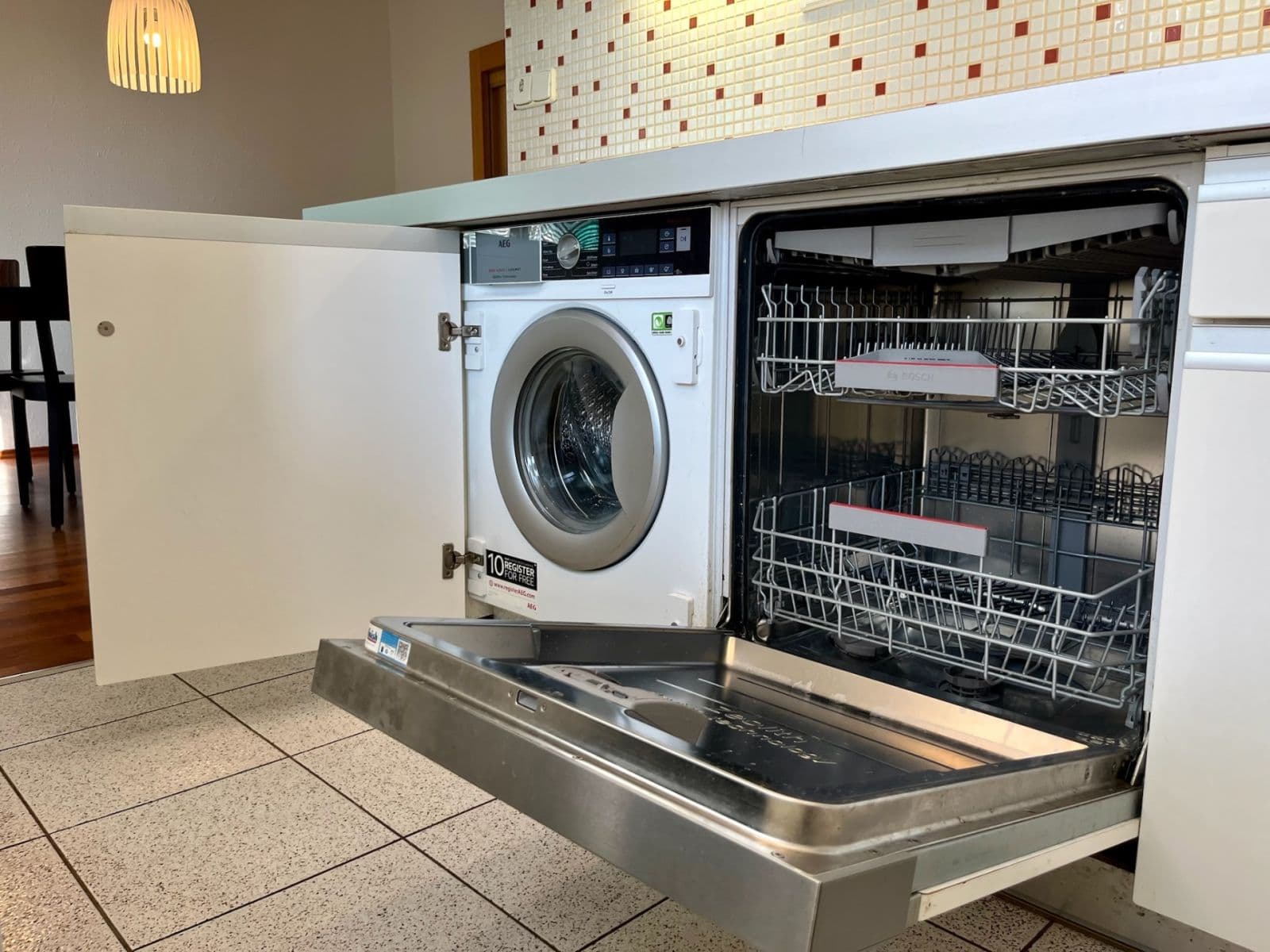 Prenájom bytu 4-izbový 85 m², Střimelická, Praha, Praha Prenájom bytu 4-izbový 85 m², Střimelická, Praha, Praha