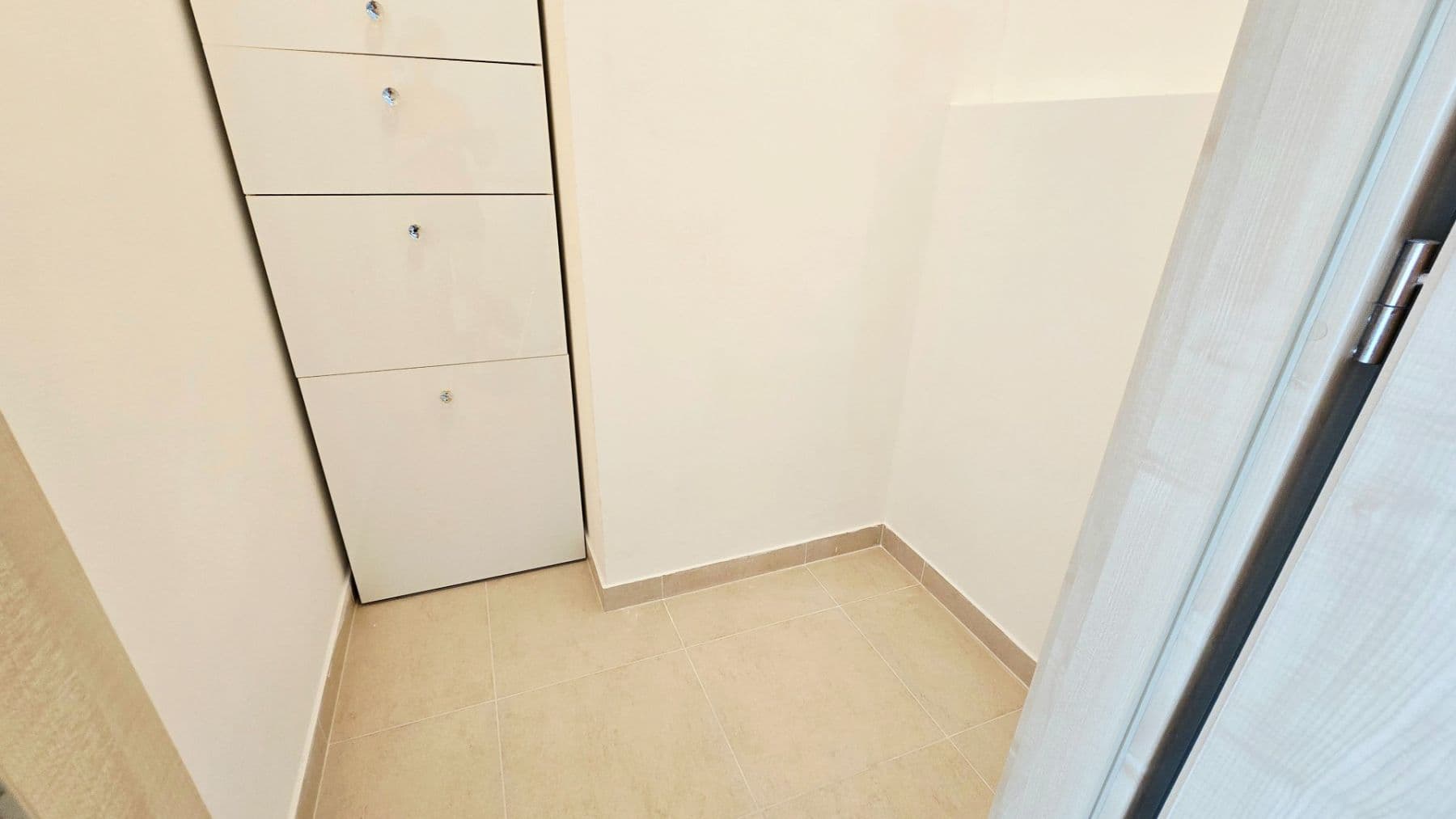 Prenájom bytu 2-izbový 63 m², Chlebovická, Praha, Praha Prenájom bytu 2-izbový 63 m², Chlebovická, Praha, Praha