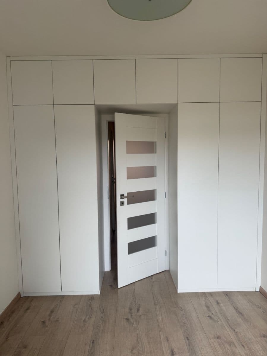 Prenájom bytu 2-izbový 36 m², Litvínovská, Praha, Praha Prenájom bytu 2-izbový 36 m², Litvínovská, Praha, Praha