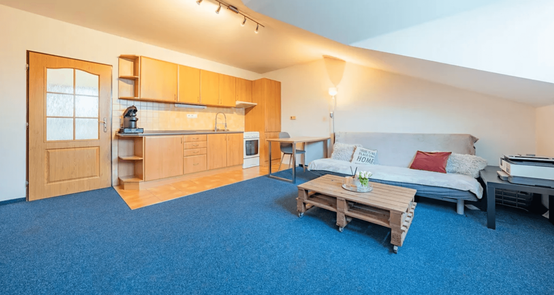 Prenájom bytu 2-izbový 58 m², Litovická, Hostivice, Středočeský kraj Prenájom bytu 2-izbový 58 m², Litovická, Hostivice, Středočeský kraj