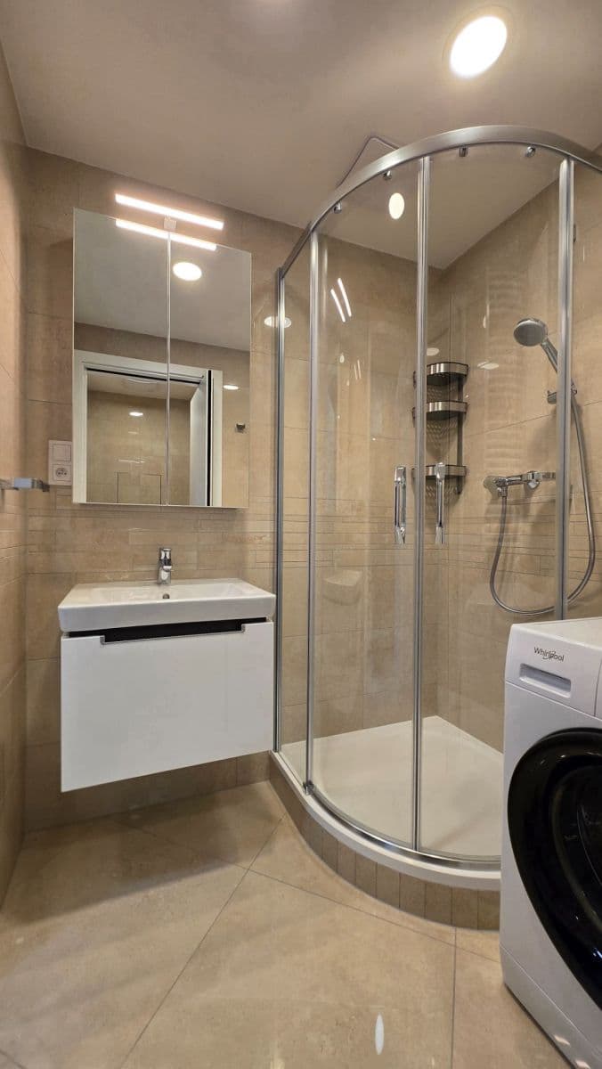 Prenájom bytu 1-izbový 31 m², Klapálkova, Praha, Praha Prenájom bytu 1-izbový 31 m², Klapálkova, Praha, Praha