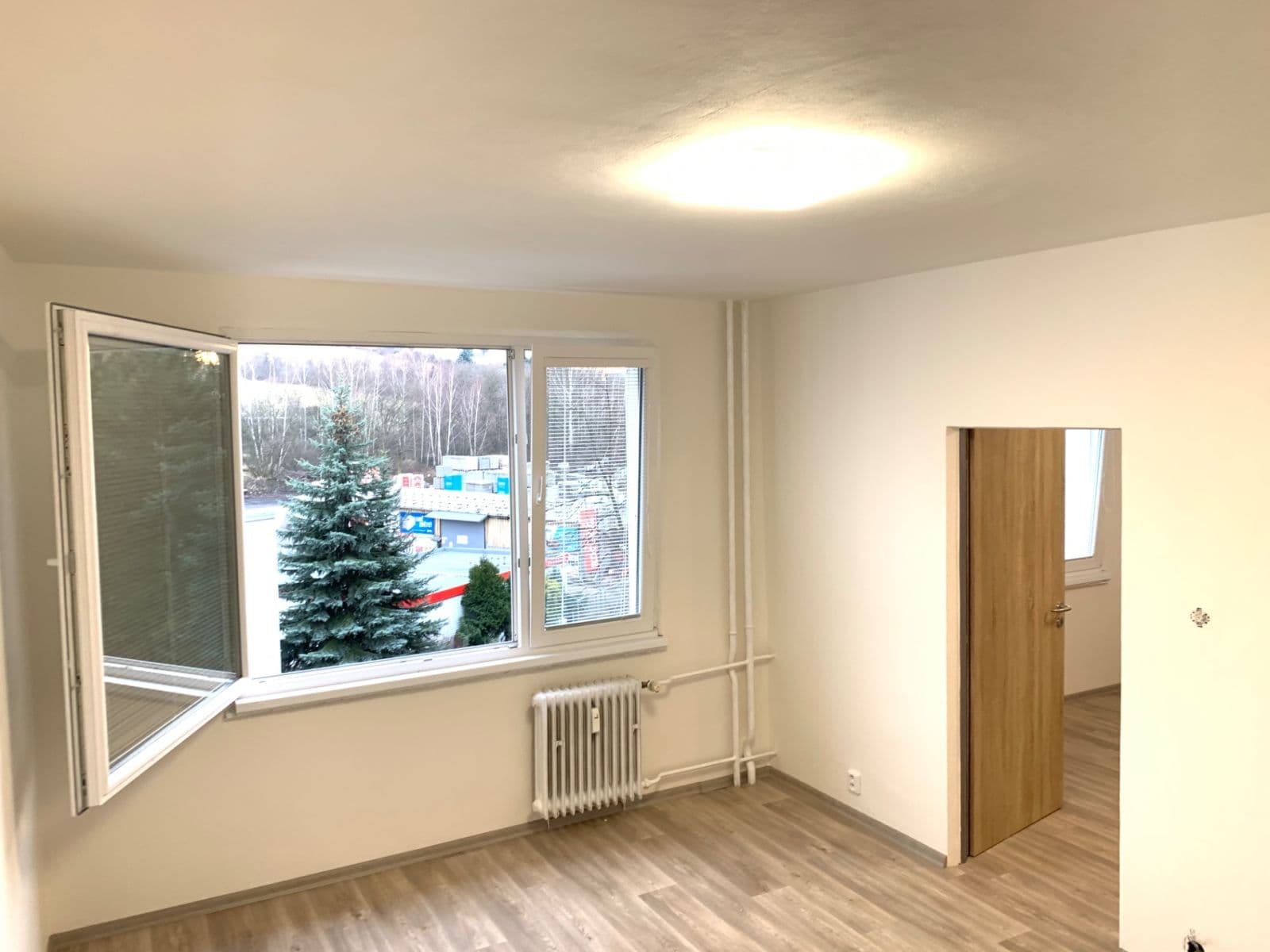 Prenájom bytu 1-izbový 37 m², Oblouková, Děčín, Ústecký kraj Prenájom bytu 1-izbový 37 m², Oblouková, Děčín, Ústecký kraj