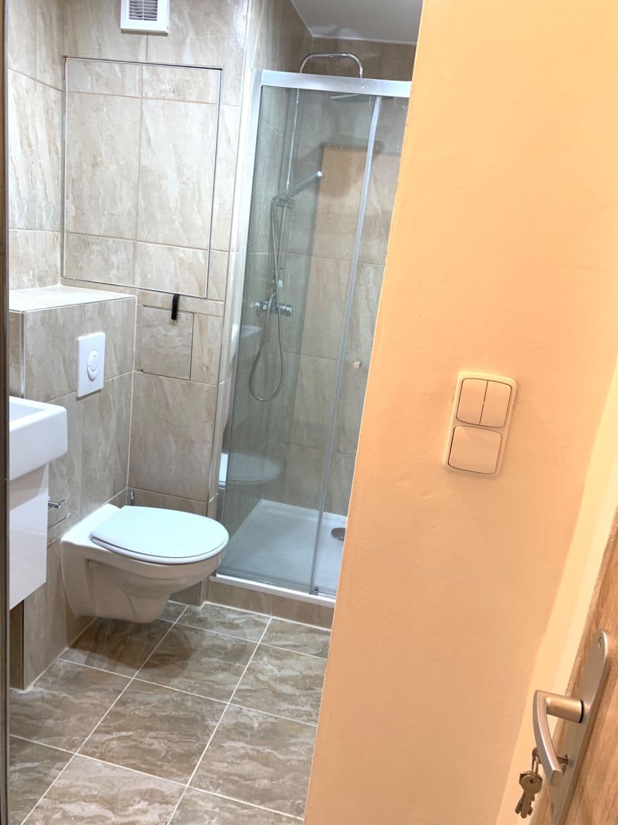 Prenájom bytu 1-izbový 37 m², Oblouková, Děčín, Ústecký kraj Prenájom bytu 1-izbový 37 m², Oblouková, Děčín, Ústecký kraj