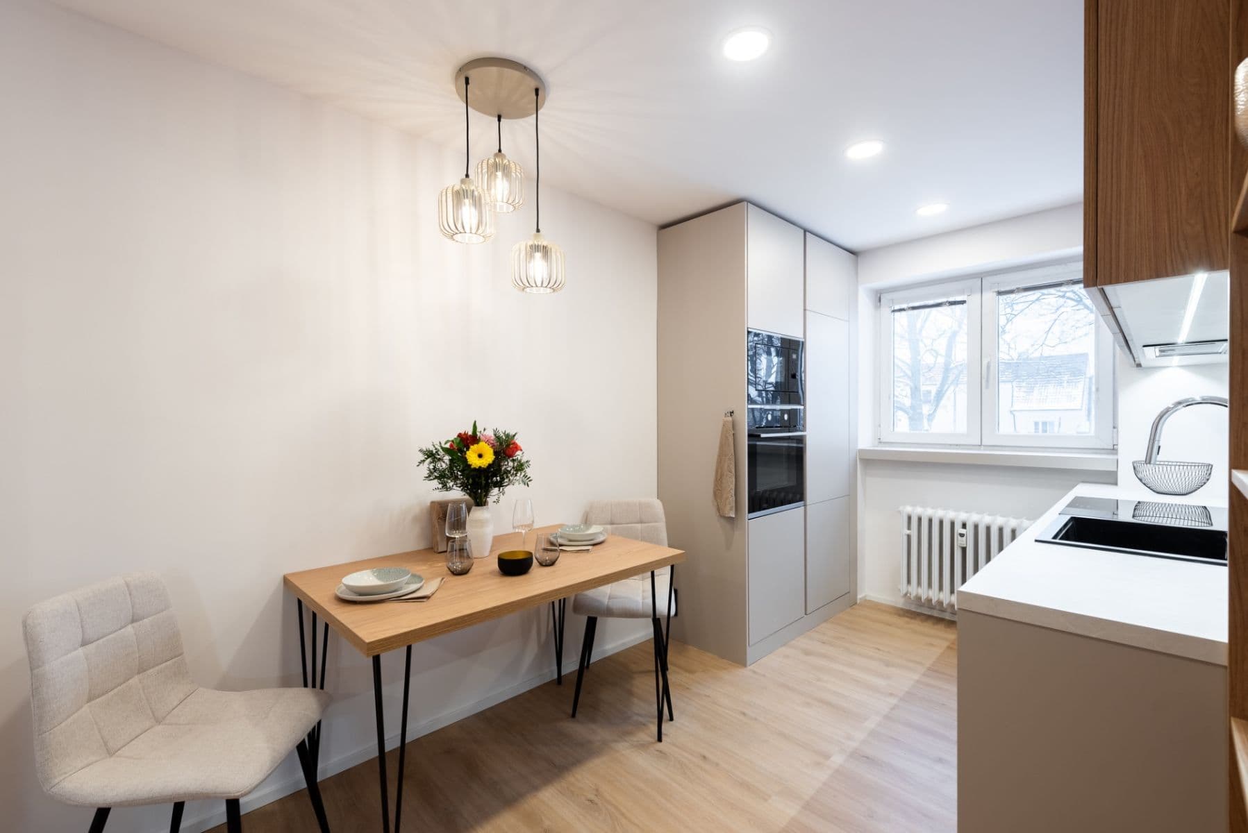 Predaj bytu 3-izbový 55 m², Chmelová, Praha, Praha Predaj bytu 3-izbový 55 m², Chmelová, Praha, Praha