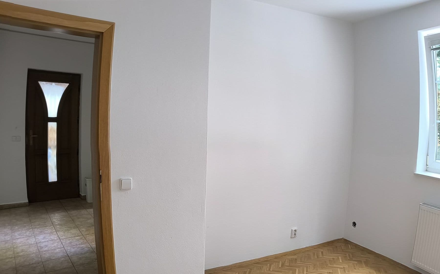 Prenájom bytu 1-izbový 36 m², Sadová, České Budějovice, Jihočeský kraj Prenájom bytu 1-izbový 36 m², Sadová, České Budějovice, Jihočeský kraj