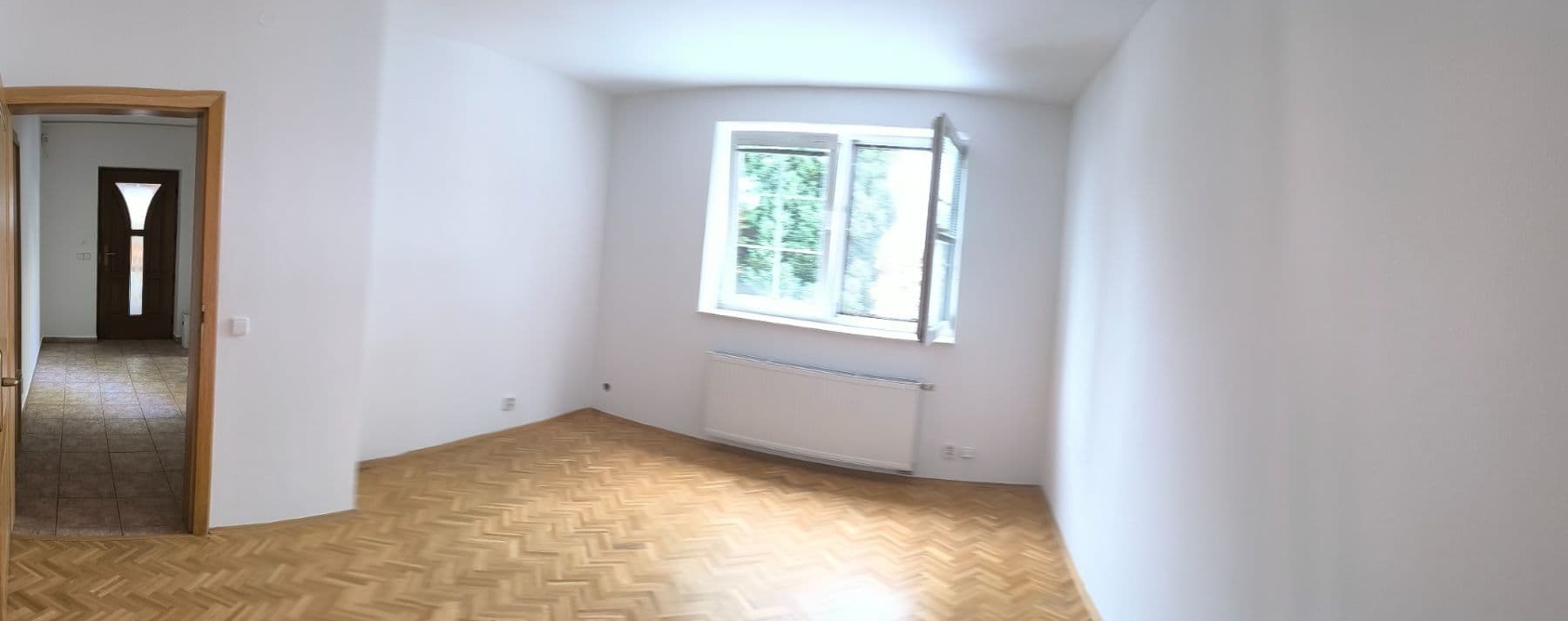 Prenájom bytu 1-izbový 36 m², Sadová, České Budějovice, Jihočeský kraj Prenájom bytu 1-izbový 36 m², Sadová, České Budějovice, Jihočeský kraj