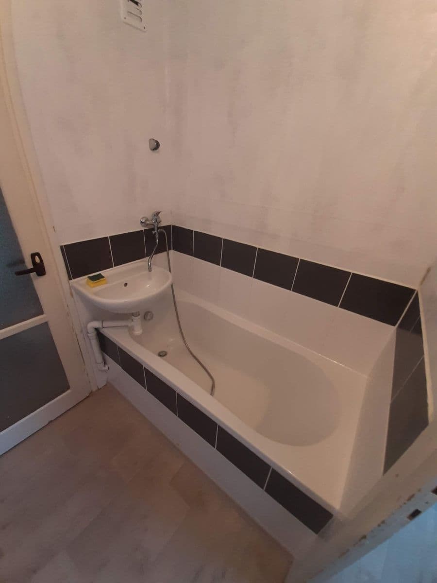 Prenájom bytu 3-izbový 66 m², Nepomucká, Plzeň, Plzeňský kraj Prenájom bytu 3-izbový 66 m², Nepomucká, Plzeň, Plzeňský kraj