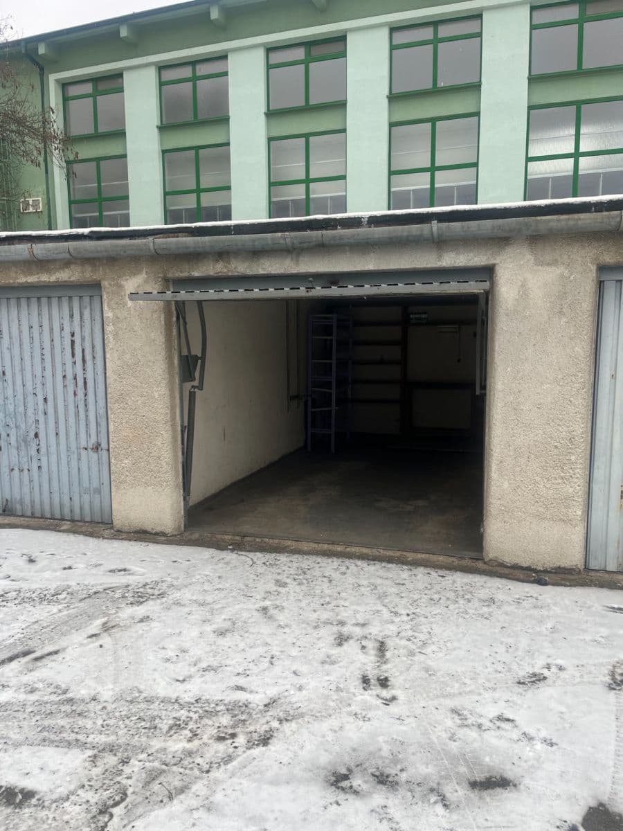 Prenájom garáže 16 m², Jílová, Brno, Jihomoravský kraj Prenájom garáže 16 m², Jílová, Brno, Jihomoravský kraj