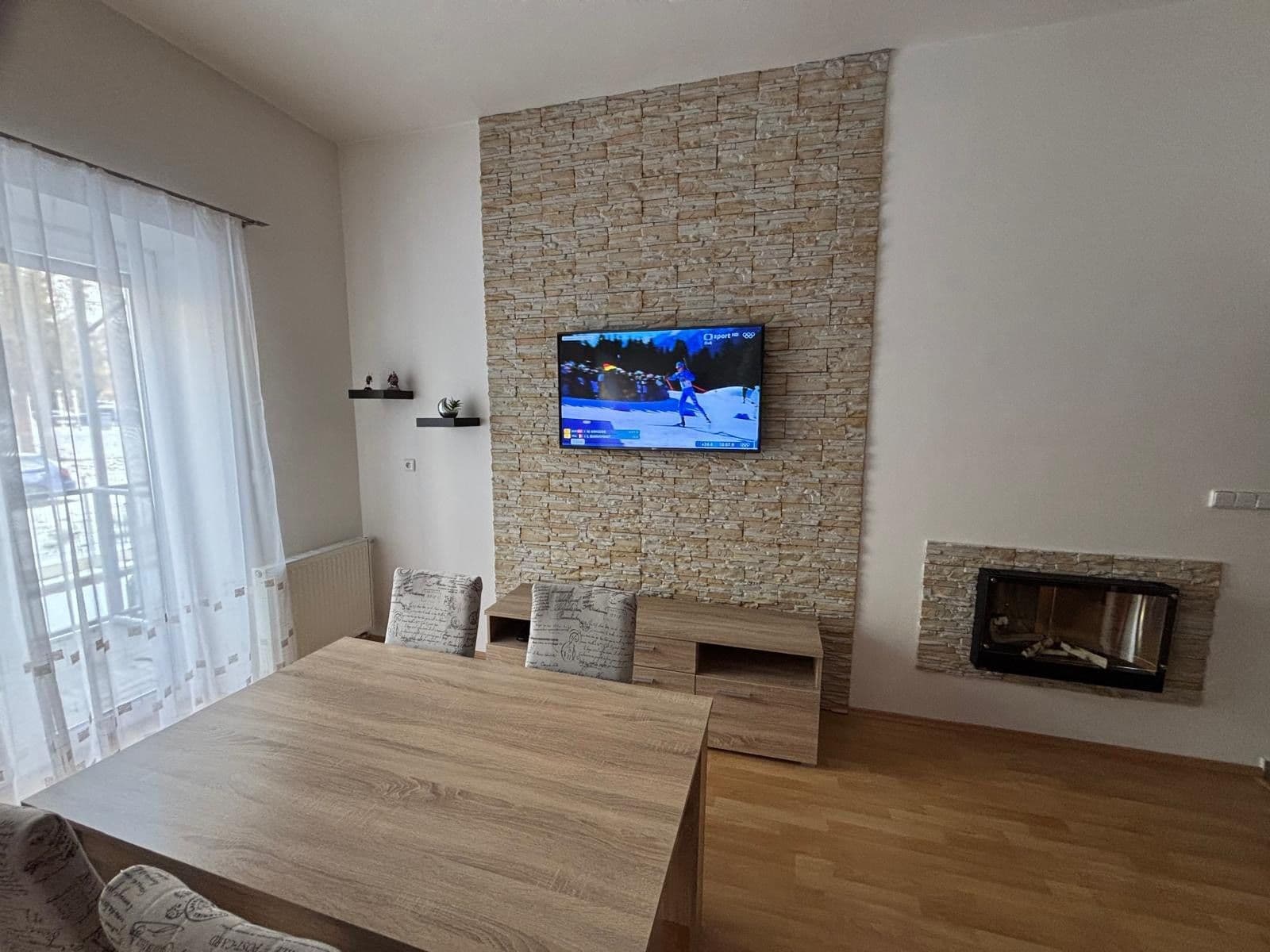 Prenájom bytu 3-izbový 78 m², Jana Morávka, Jílové u Prahy, Středočeský kraj Prenájom bytu 3-izbový 78 m², Jana Morávka, Jílové u Prahy, Středočeský kraj