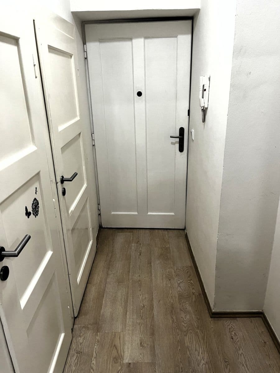 Prenájom bytu 2-izbový 45 m², Bendlova, Brno, Jihomoravský kraj Prenájom bytu 2-izbový 45 m², Bendlova, Brno, Jihomoravský kraj