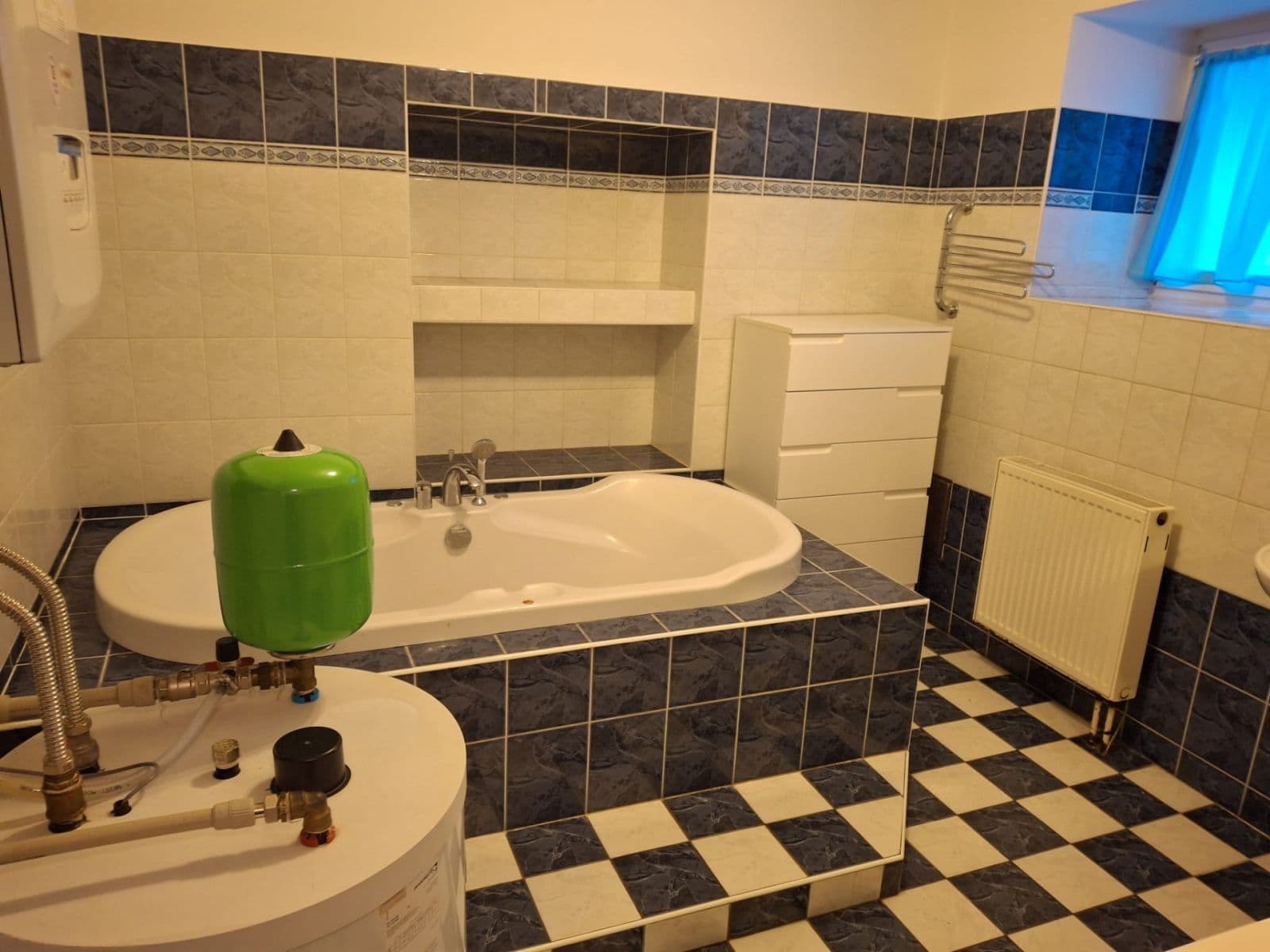 Prenájom domu 220 m², pozemek 883 m², Tyršova náves, Vysoký Újezd, Středočeský kraj Prenájom domu 220 m², pozemek 883 m², Tyršova náves, Vysoký Újezd, Středočeský kraj