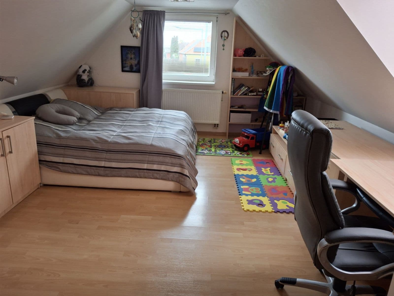 Prenájom domu 220 m², pozemek 883 m², Tyršova náves, Vysoký Újezd, Středočeský kraj Prenájom domu 220 m², pozemek 883 m², Tyršova náves, Vysoký Újezd, Středočeský kraj