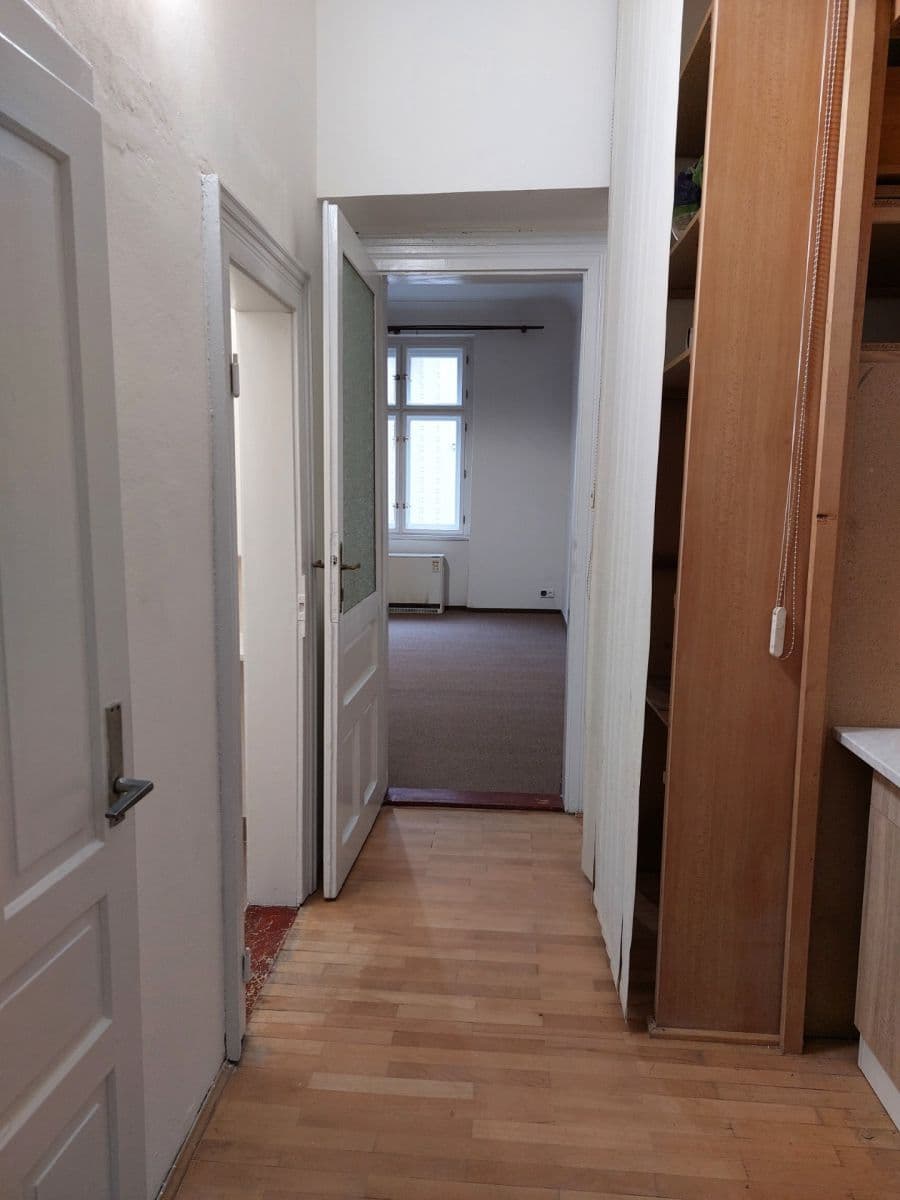 Prenájom bytu 2-izbový 54 m², Janovského, Praha, Praha Prenájom bytu 2-izbový 54 m², Janovského, Praha, Praha