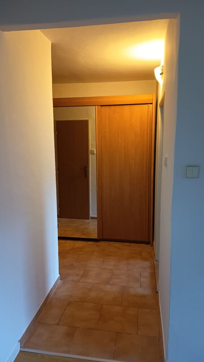 Prenájom bytu 2-izbový 46 m², Famfulíkova, Praha, Praha Prenájom bytu 2-izbový 46 m², Famfulíkova, Praha, Praha