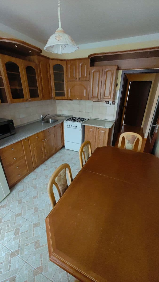 Predaj bytu 4-izbový 82 m², Javornícka, Banská Bystrica, Banskobystrický kraj Predaj bytu 4-izbový 82 m², Javornícka, Banská Bystrica, Banskobystrický kraj