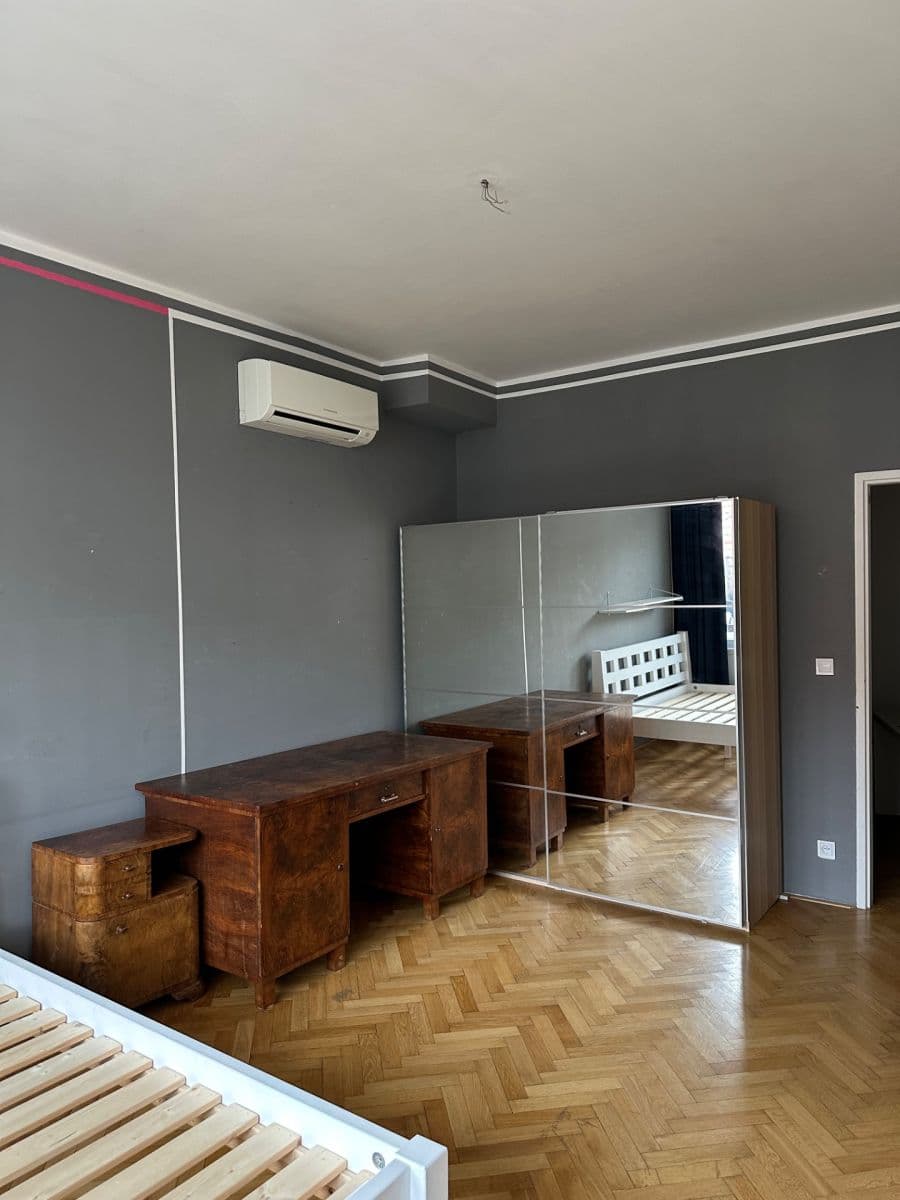 Prenájom bytu 1-izbový 50 m², Veverkova, Praha, Praha Prenájom bytu 1-izbový 50 m², Veverkova, Praha, Praha