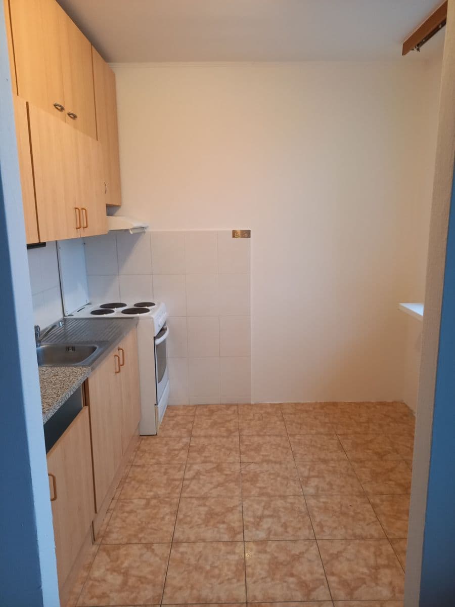 Prenájom bytu 1-izbový 35 m², Kojetická, Neratovice, Středočeský kraj Prenájom bytu 1-izbový 35 m², Kojetická, Neratovice, Středočeský kraj