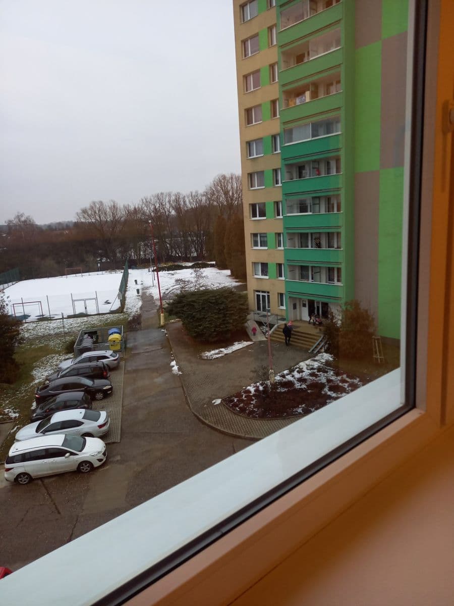 Prenájom bytu 1-izbový 35 m², Kojetická, Neratovice, Středočeský kraj Prenájom bytu 1-izbový 35 m², Kojetická, Neratovice, Středočeský kraj