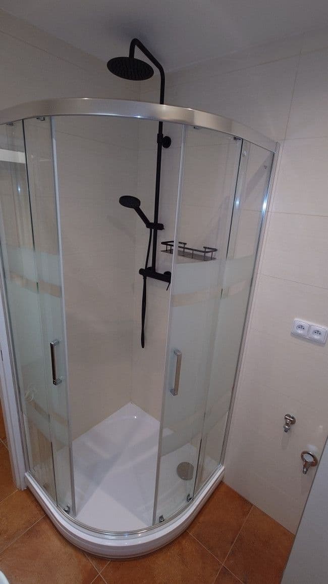 Prenájom bytu 4-izbový 97 m², Ruzyňská, Praha, Praha Prenájom bytu 4-izbový 97 m², Ruzyňská, Praha, Praha