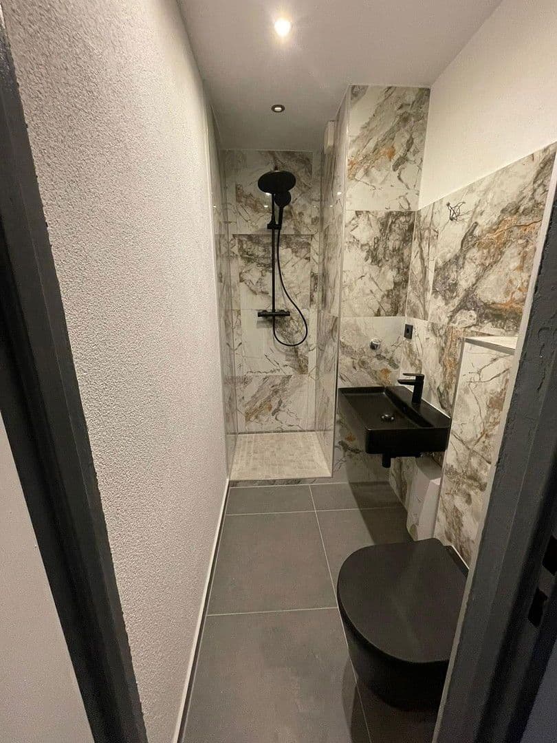 Prenájom bytu 1-izbový 25 m², Im Schacht 6-8, Saarbrücken, Sársko Prenájom bytu 1-izbový 25 m², Im Schacht 6-8, Saarbrücken, Sársko