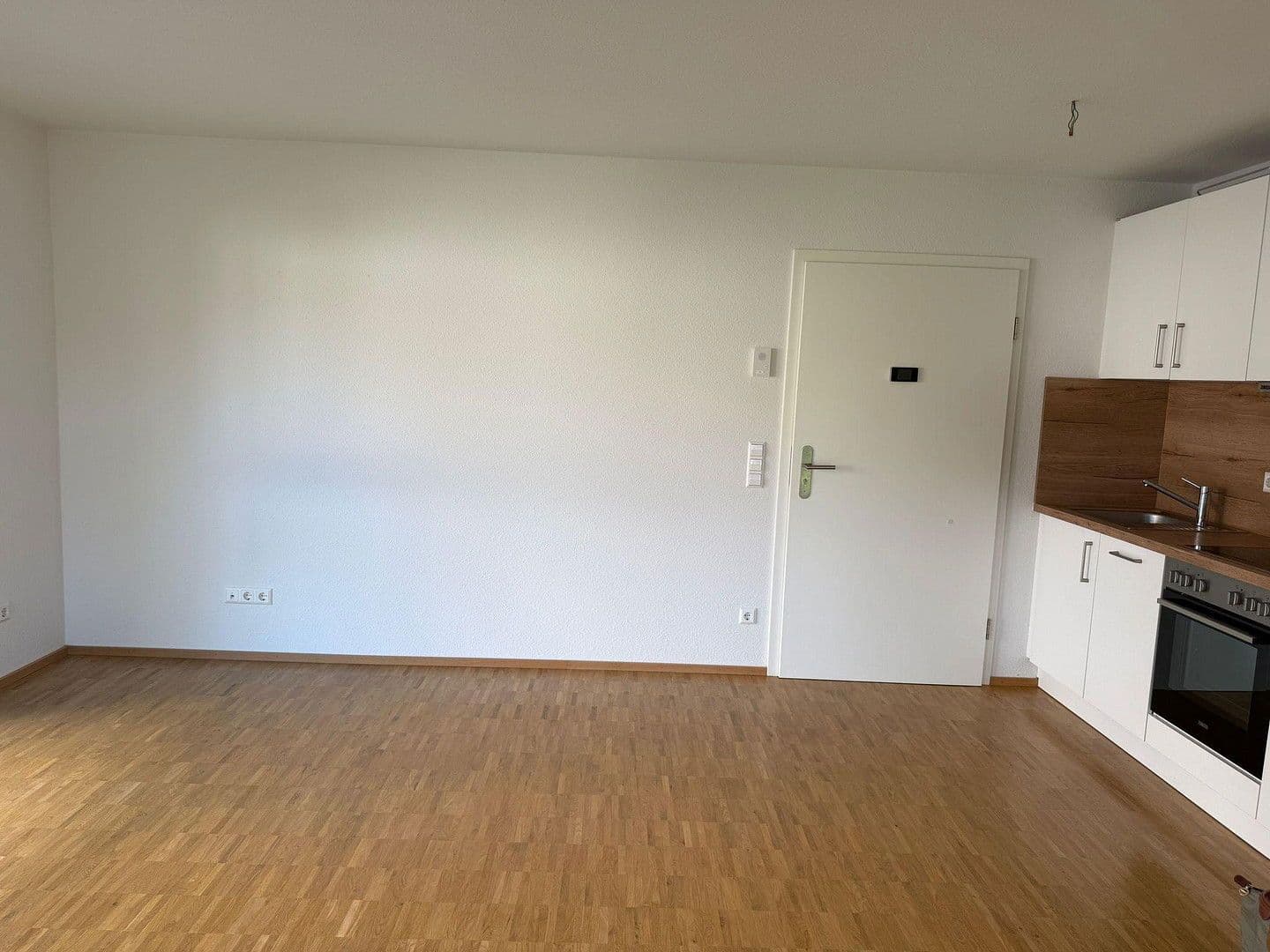 Prenájom bytu 1-izbový 34 m², Sontheimer Straße 42, Heilbronn, Bádensko-Wurttembersko Prenájom bytu 1-izbový 34 m², Sontheimer Straße 42, Heilbronn, Bádensko-Wurttembersko