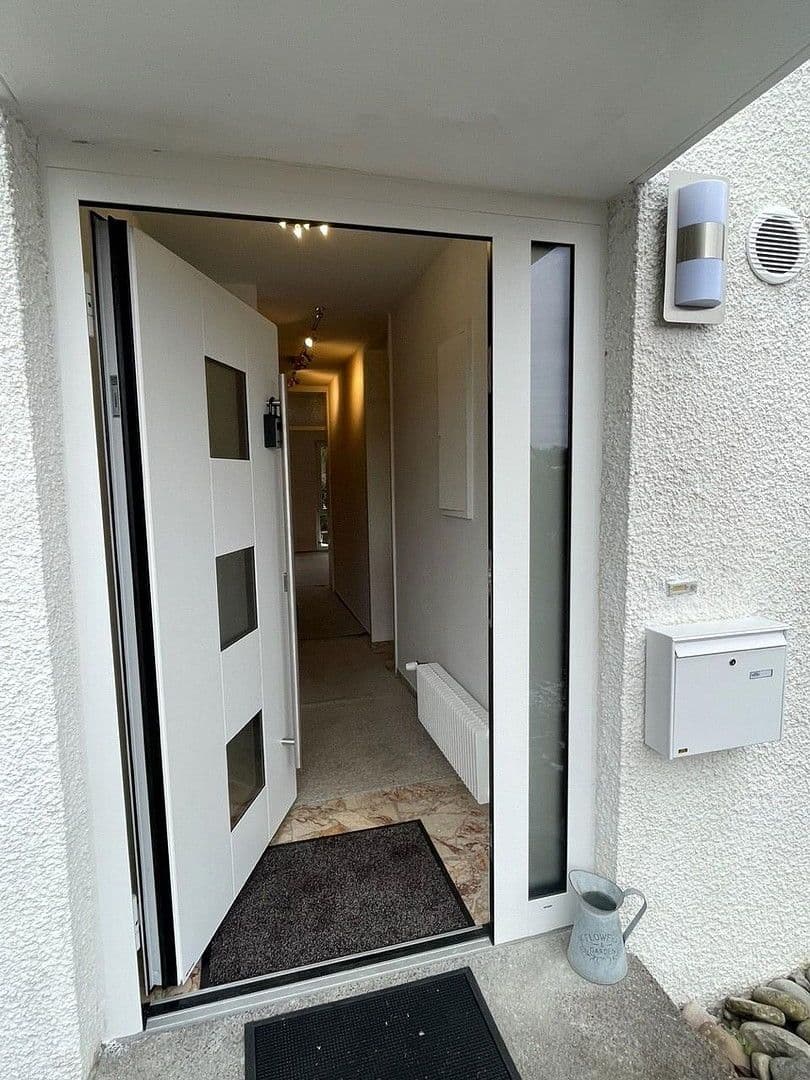 Prenájom domu 112 m², pozemek 240 m², Magstadt, Bádensko-Wurttembersko Prenájom domu 112 m², pozemek 240 m², Magstadt, Bádensko-Wurttembersko