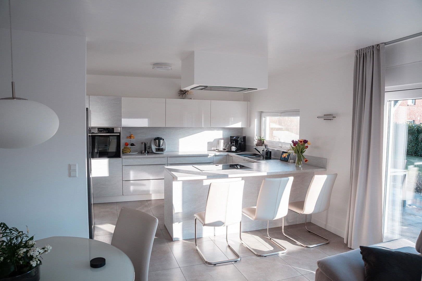 Predaj domu 221 m², pozemek 628 m², Vechelde, Dolné Sasko Predaj domu 221 m², pozemek 628 m², Vechelde, Dolné Sasko