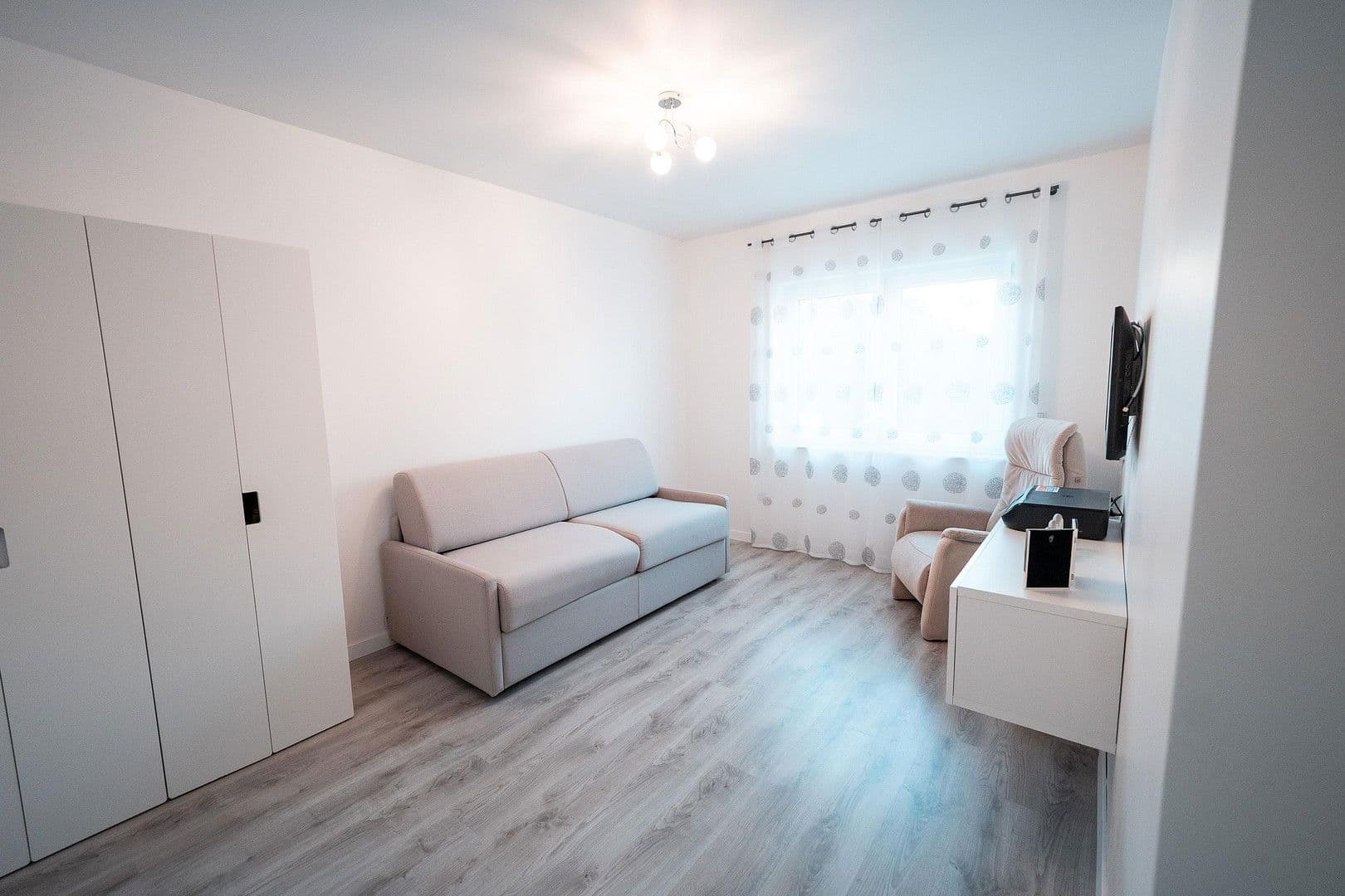 Predaj domu 221 m², pozemek 628 m², Vechelde, Dolné Sasko Predaj domu 221 m², pozemek 628 m², Vechelde, Dolné Sasko