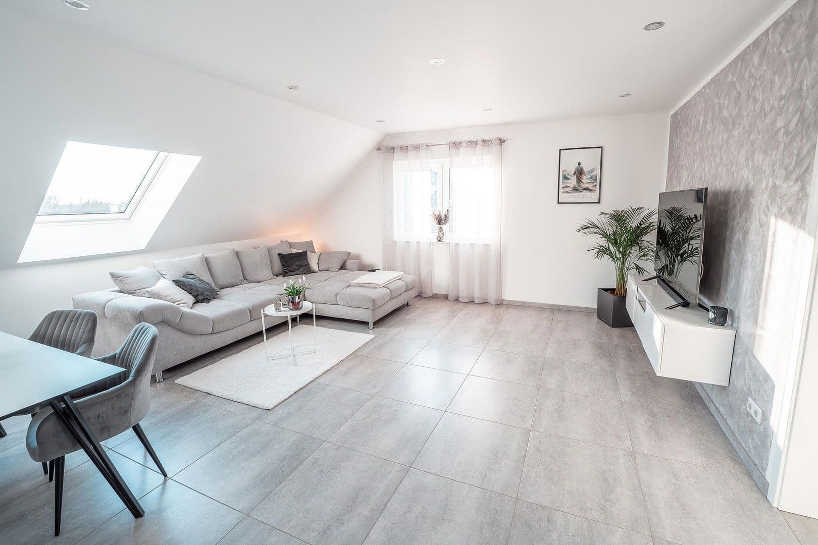 Predaj domu 221 m², pozemek 628 m², Vechelde, Dolné Sasko Predaj domu 221 m², pozemek 628 m², Vechelde, Dolné Sasko