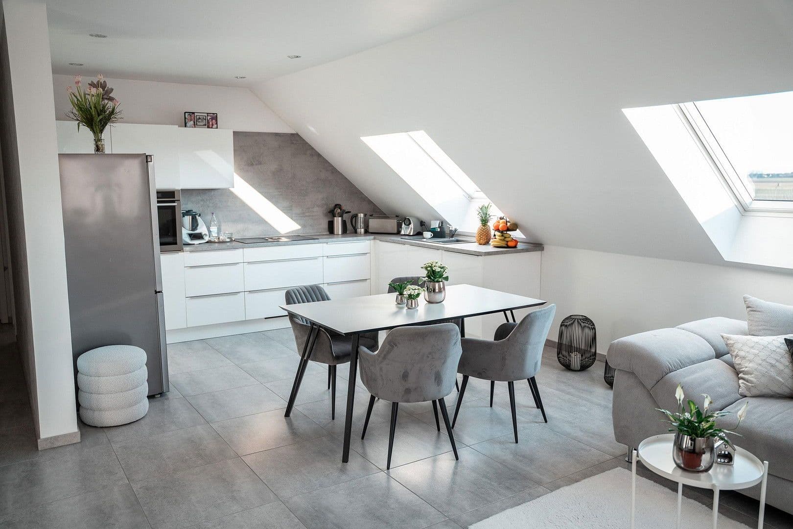 Predaj domu 221 m², pozemek 628 m², Vechelde, Dolné Sasko Predaj domu 221 m², pozemek 628 m², Vechelde, Dolné Sasko