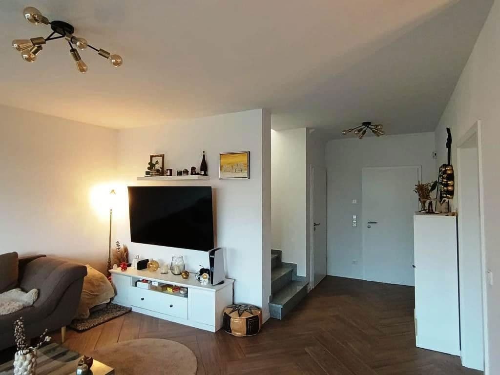 Predaj domu 127 m², pozemek 417 m², Birkenalle 46 A, Osnabrück, Dolné Sasko Predaj domu 127 m², pozemek 417 m², Birkenalle 46 A, Osnabrück, Dolné Sasko