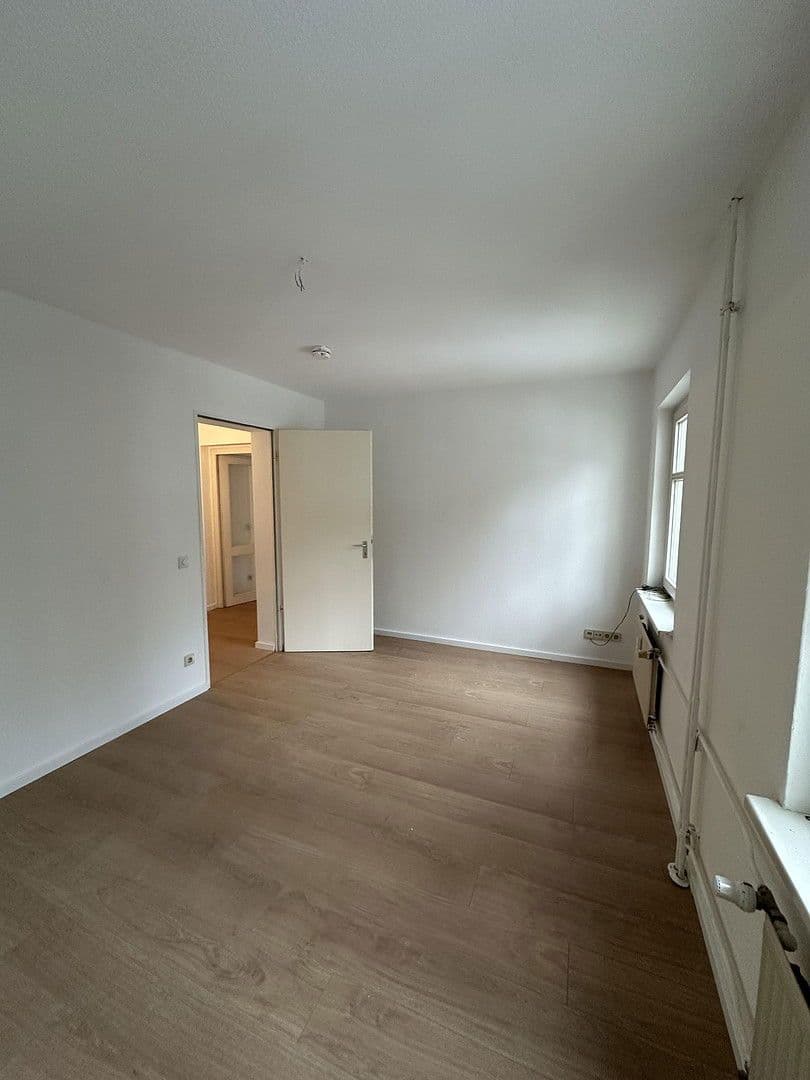 Prenájom bytu 2-izbový 75 m², Berlin, Berlín Prenájom bytu 2-izbový 75 m², Berlin, Berlín