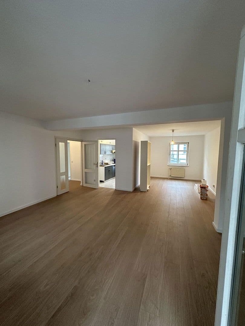 Prenájom bytu 2-izbový 75 m², Berlin, Berlín Prenájom bytu 2-izbový 75 m², Berlin, Berlín