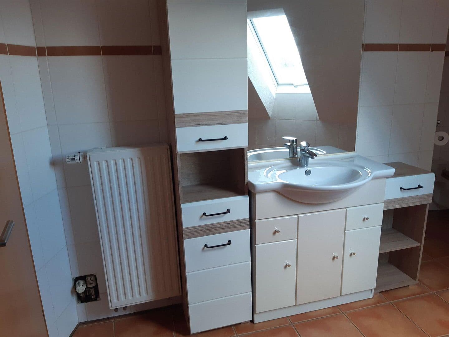 Predaj domu 220 m², pozemek 2.040 m², Homberg (Efze), Hesensko Predaj domu 220 m², pozemek 2.040 m², Homberg (Efze), Hesensko